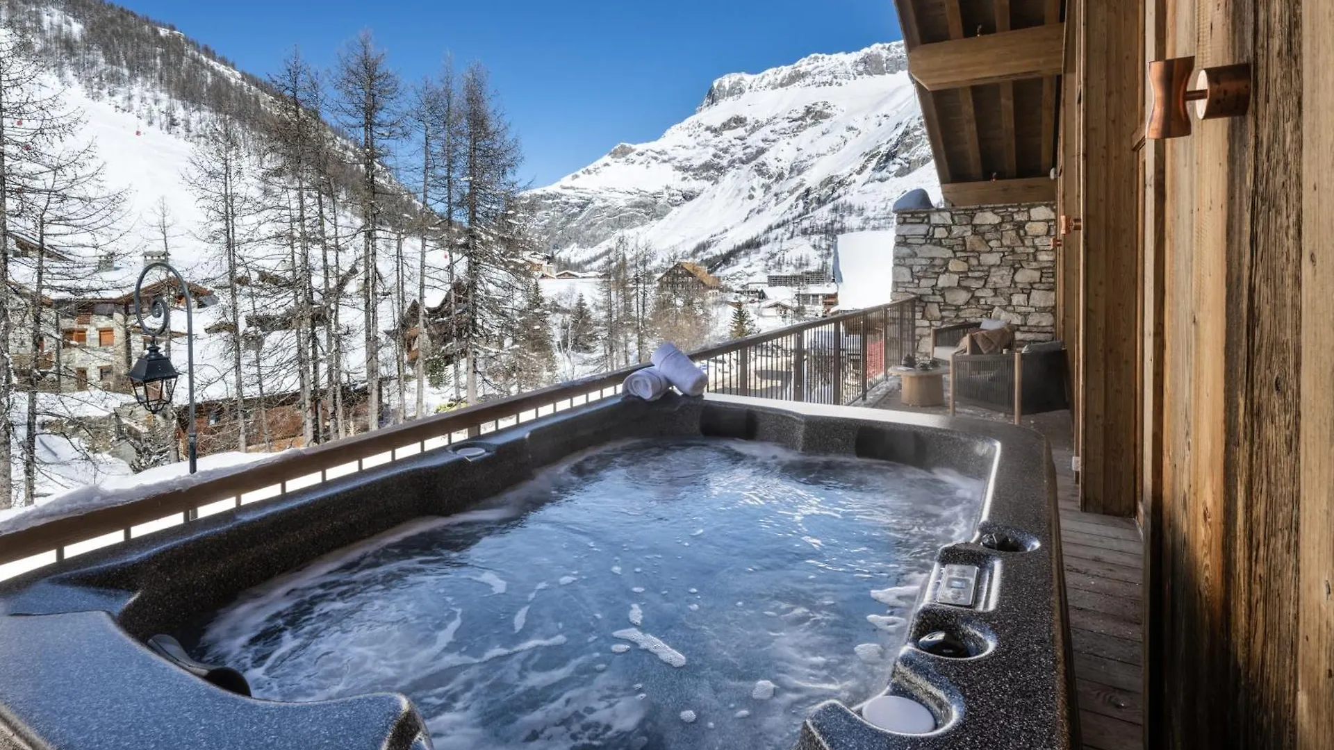 Lejlighedshotel Silverstone By Alpine Resorts Val-dʼIsère