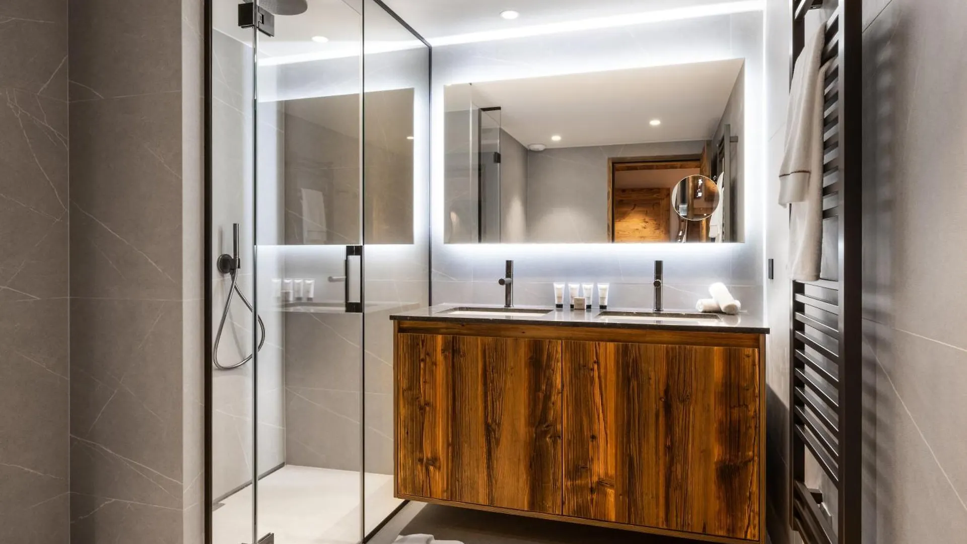 Silverstone By Alpine Resorts Val-d'Isere